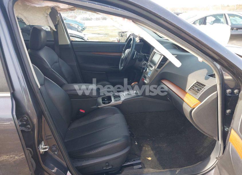 Photo 5 of 2013 Subaru Outback 2.5I LIMITED (VIN 4S4BRCLC6D3239879)