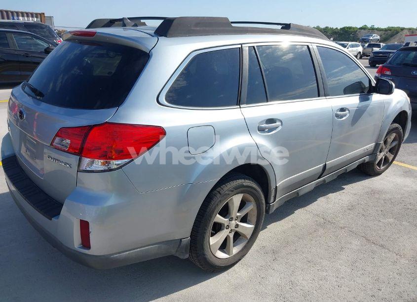 Photo 4 of 2014 Subaru Outback 2.5I LIMITED (VIN 4S4BRCLC8E3220039)