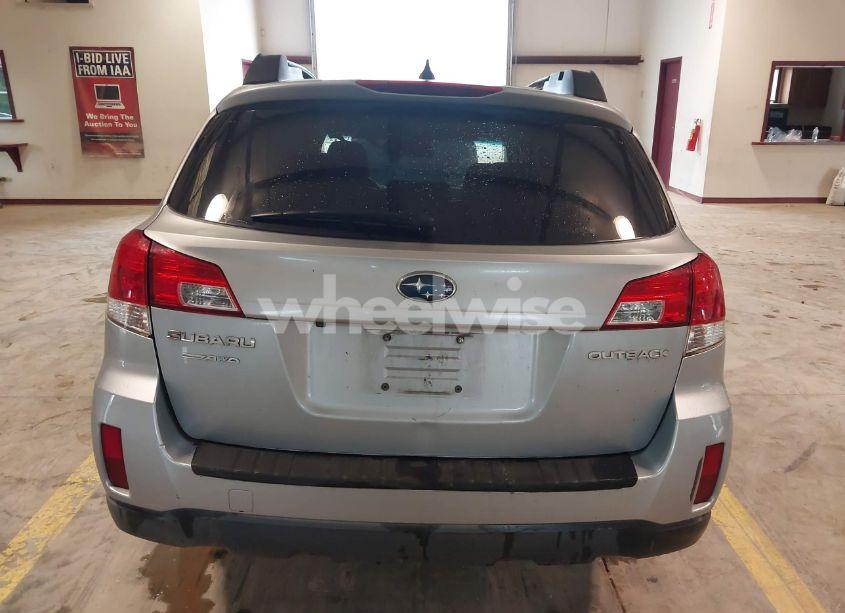 Photo 16 of 2014 Subaru Outback 2.5I LIMITED (VIN 4S4BRCLC8E3291564)