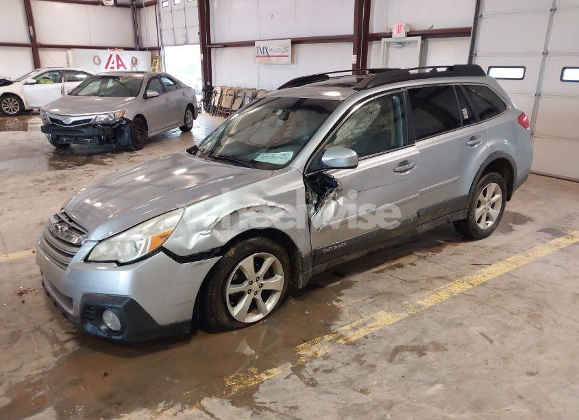 Photo 2 of 2014 Subaru Outback 2.5I LIMITED (VIN 4S4BRCLC8E3291564)