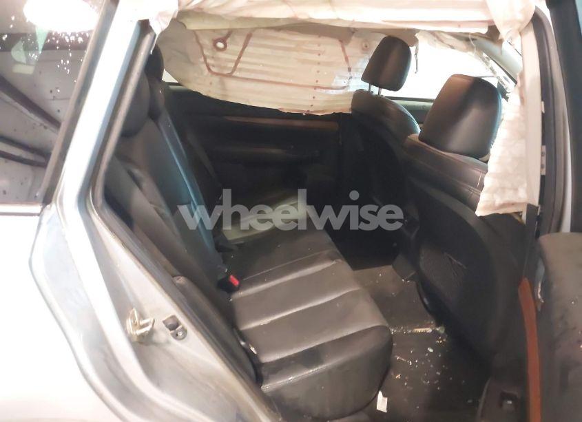 Photo 8 of 2014 Subaru Outback 2.5I LIMITED (VIN 4S4BRCLC8E3291564)