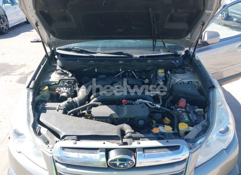 Photo 10 of 2014 Subaru Outback 2.5I LIMITED (VIN 4S4BRCLC8E3300070)