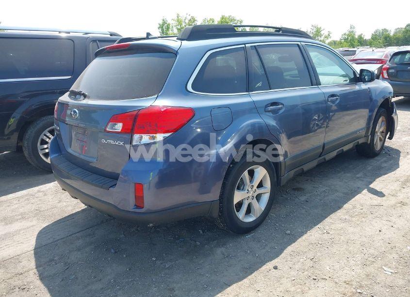 Photo 4 of 2014 Subaru Outback 2.5I LIMITED (VIN 4S4BRCLC9E3211561)