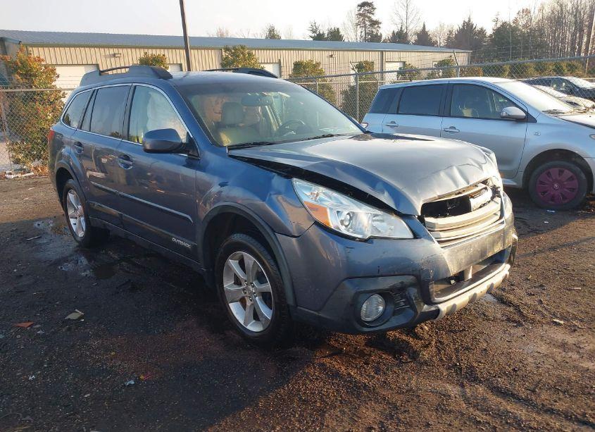 2014 Subaru Outback 2.5I LIMITED (VIN 4S4BRCLC9E3265944) main photo