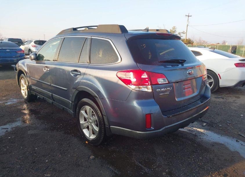 Photo 3 of 2014 Subaru Outback 2.5I LIMITED (VIN 4S4BRCLC9E3265944)