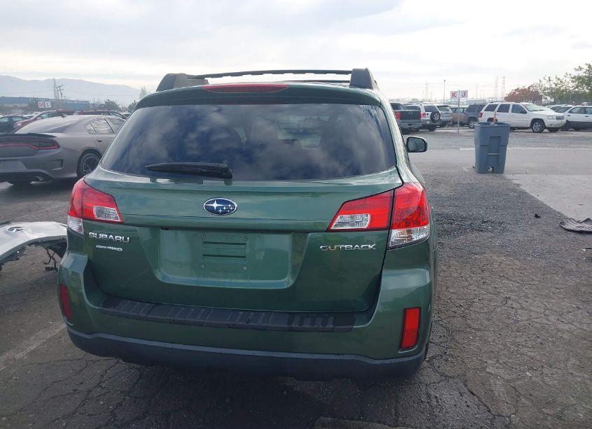 Photo 17 of 2010 Subaru Outback 2.5I LIMITED (VIN 4S4BRCLCXA3313381)