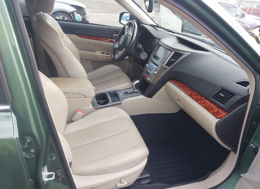 Photo 5 of 2010 Subaru Outback 2.5I LIMITED (VIN 4S4BRCLCXA3313381)