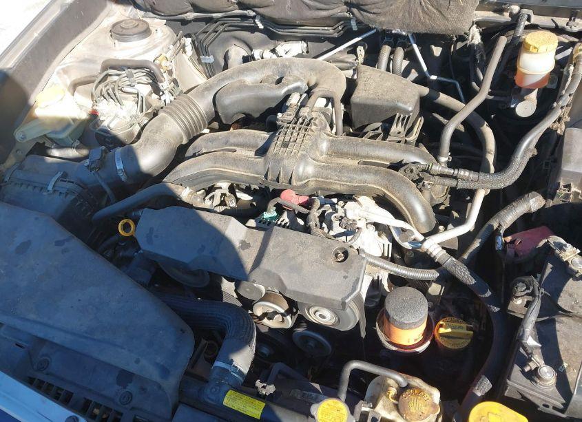 Photo 10 of 2014 Subaru Outback 2.5I LIMITED (VIN 4S4BRCLCXE3302368)