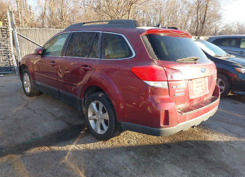 Photo 3 of 2014 Subaru Outback 2.5I LIMITED (VIN 4S4BRCNC2E3286812)