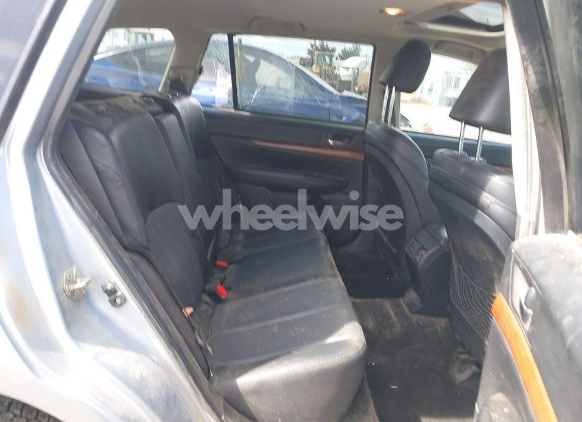 Photo 8 of 2014 Subaru Outback 2.5I LIMITED (VIN 4S4BRCNC3E3257285)