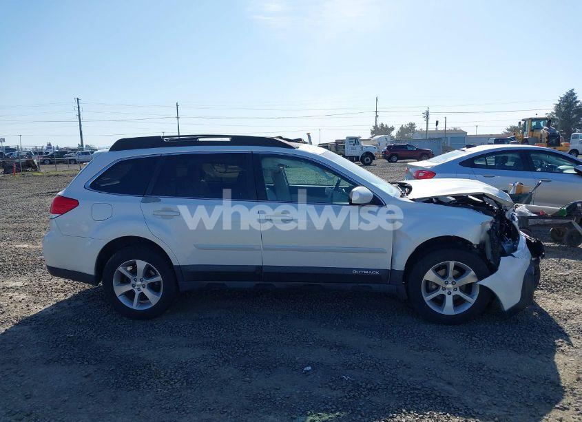 Photo 13 of 2014 Subaru Outback 2.5I LIMITED (VIN 4S4BRCNC5E3213241)