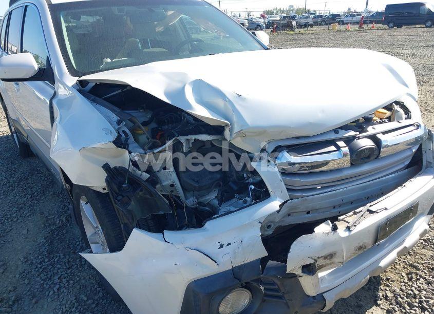 Photo 6 of 2014 Subaru Outback 2.5I LIMITED (VIN 4S4BRCNC5E3213241)