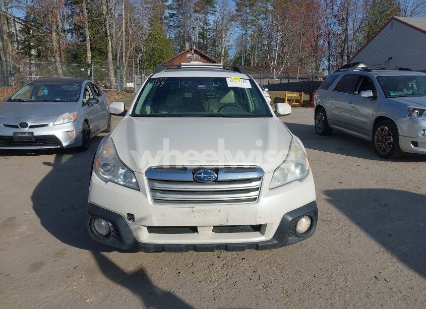 Photo 12 of 2014 Subaru Outback 2.5I LIMITED (VIN 4S4BRCNCXE3301122)