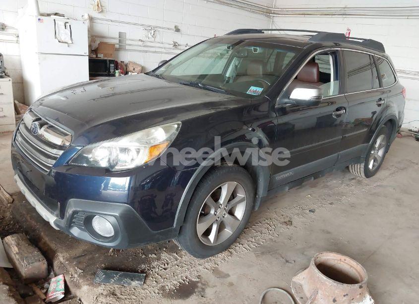 Photo 2 of 2014 Subaru Outback 2.5I LIMITED (VIN 4S4BRCPC1E3263809)