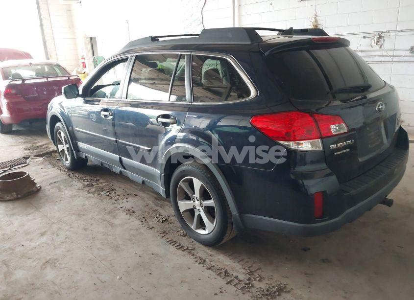 Photo 3 of 2014 Subaru Outback 2.5I LIMITED (VIN 4S4BRCPC1E3263809)