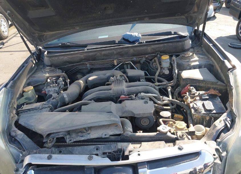 Photo 10 of 2014 Subaru Outback 2.5I LIMITED (VIN 4S4BRCPC4E3228245)