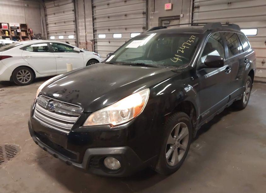 Photo 2 of 2013 Subaru Outback 2.5I LIMITED (VIN 4S4BRCPC6D3210487)