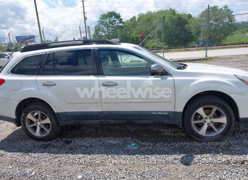 Photo 13 of 2014 Subaru Outback 2.5I LIMITED (VIN 4S4BRCPC6E3299365)