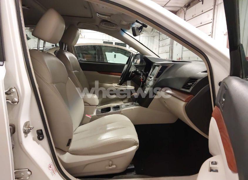 Photo 5 of 2013 Subaru Outback 2.5I LIMITED (VIN 4S4BRCPC7D3303535)