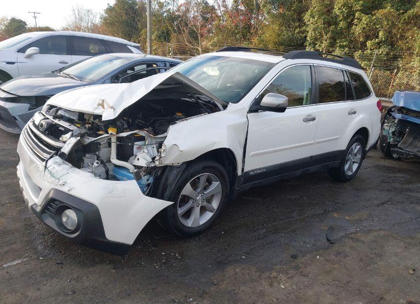 Photo 2 of 2014 Subaru Outback 2.5I LIMITED (VIN 4S4BRCPC9E3280227)