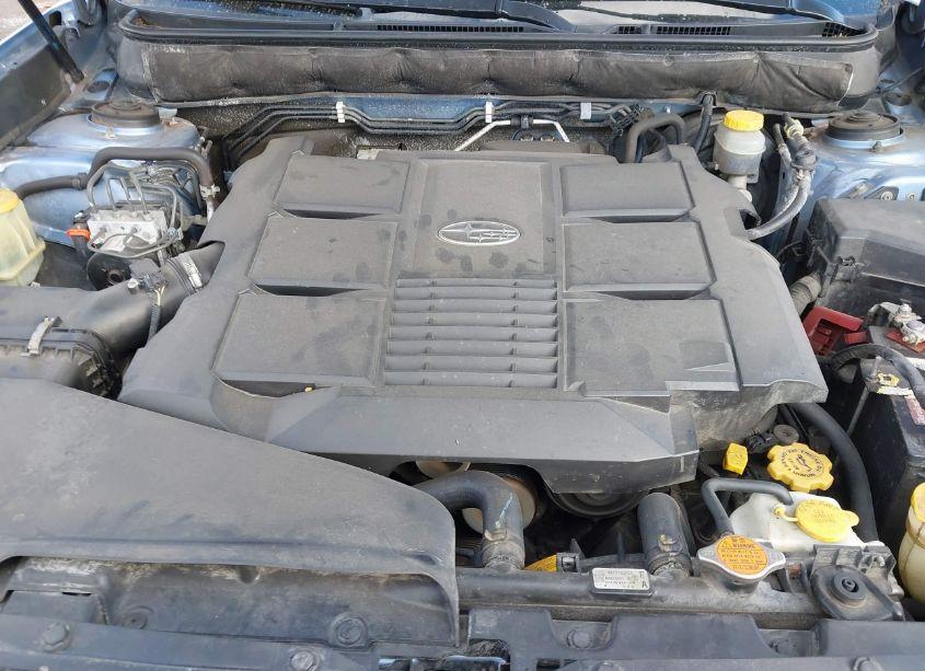 Photo 10 of 2011 Subaru Outback 3.6R PREMIUM (VIN 4S4BRDCC1B2411552)