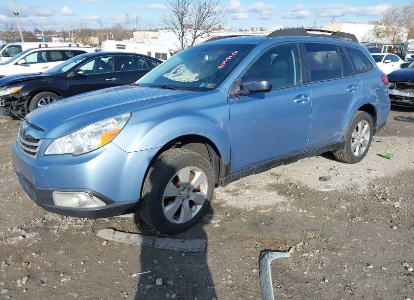 Photo 2 of 2011 Subaru Outback 3.6R PREMIUM (VIN 4S4BRDCC1B2411552)