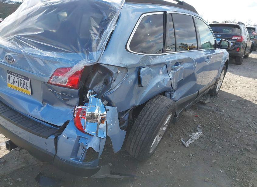 Photo 6 of 2011 Subaru Outback 3.6R PREMIUM (VIN 4S4BRDCC1B2411552)