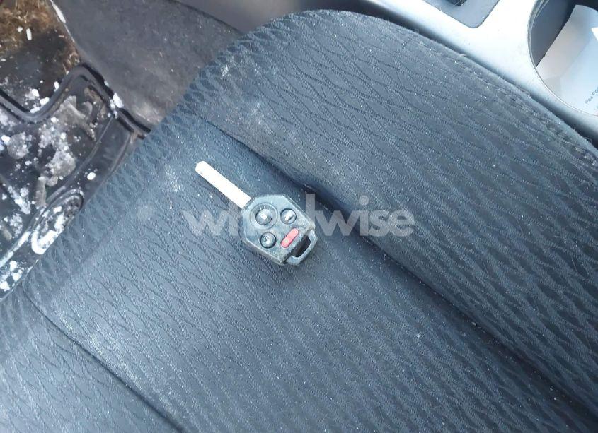 Photo 11 of 2011 Subaru Outback 3.6R PREMIUM (VIN 4S4BRDGC0B2347076)