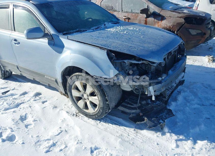 Photo 12 of 2011 Subaru Outback 3.6R PREMIUM (VIN 4S4BRDGC0B2347076)