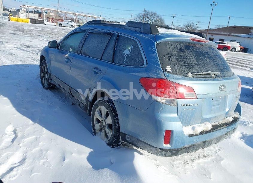 Photo 3 of 2011 Subaru Outback 3.6R PREMIUM (VIN 4S4BRDGC0B2347076)