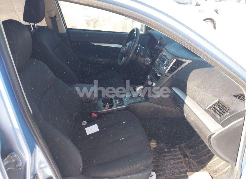 Photo 5 of 2011 Subaru Outback 3.6R PREMIUM (VIN 4S4BRDGC0B2347076)