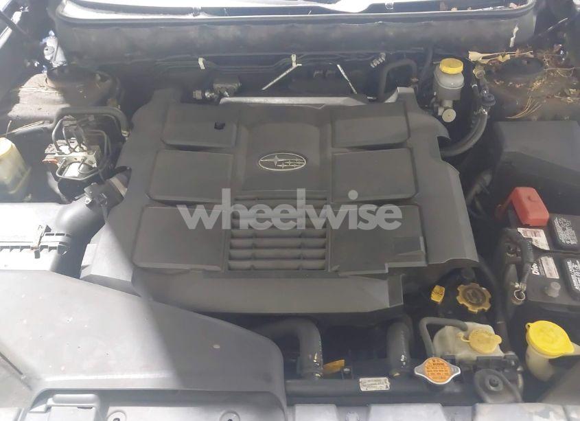 Photo 10 of 2010 Subaru Outback 3.6R PREMIUM (VIN 4S4BRDGC8A2328869)