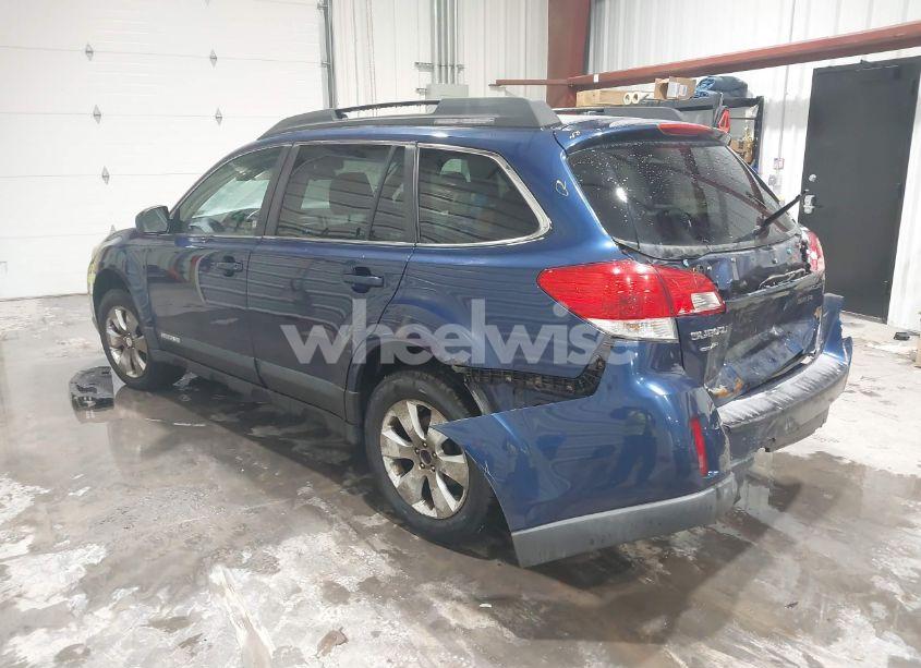Photo 3 of 2010 Subaru Outback 3.6R PREMIUM (VIN 4S4BRDGC8A2328869)