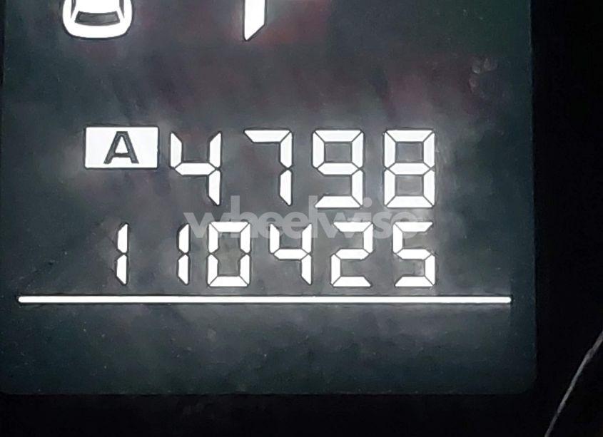 Photo 6 of 2010 Subaru Outback 3.6R PREMIUM (VIN 4S4BRDGC8A2328869)