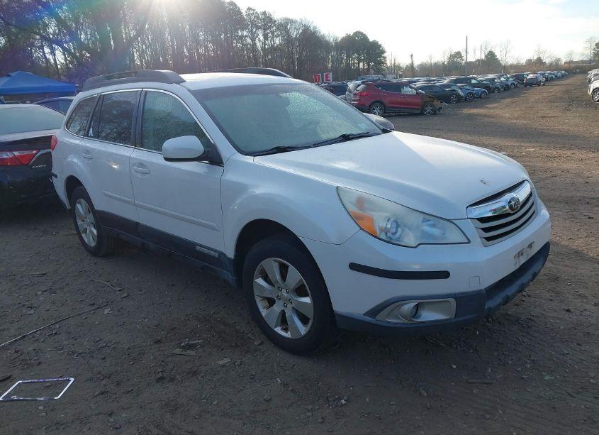 2012 Subaru Outback 3.6R PREMIUM (VIN 4S4BRDHC3C2246033) main photo
