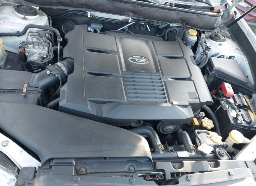 Photo 10 of 2012 Subaru Outback 3.6R PREMIUM (VIN 4S4BRDHC3C2246033)