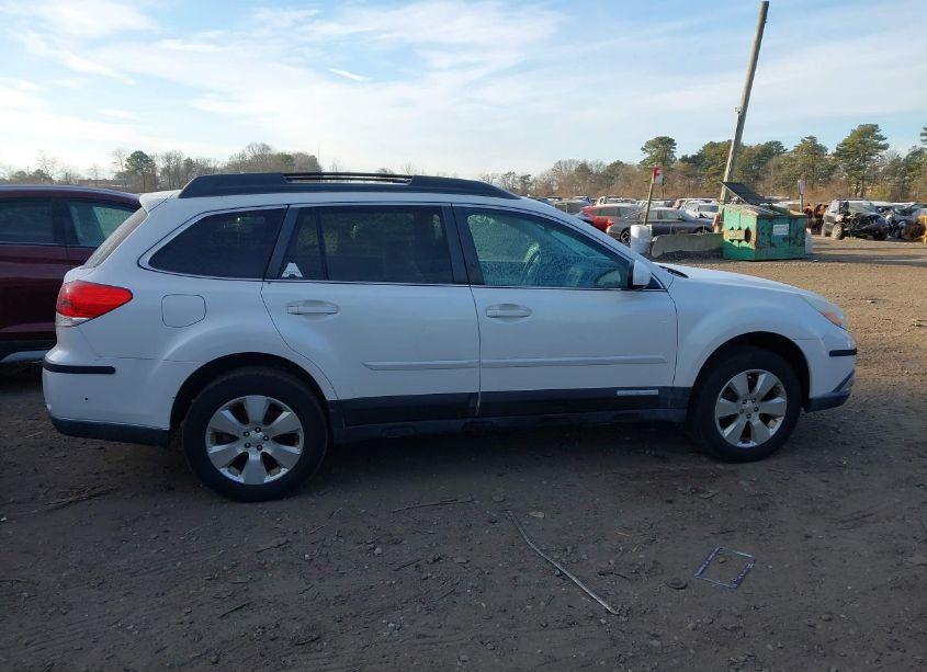 Photo 13 of 2012 Subaru Outback 3.6R PREMIUM (VIN 4S4BRDHC3C2246033)