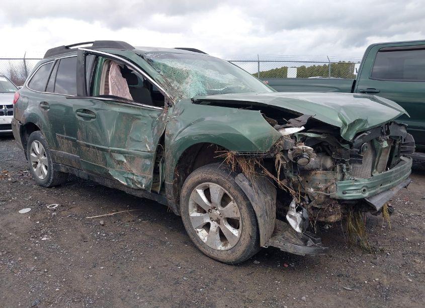 2011 Subaru Outback 3.6R LIMITED (VIN 4S4BRDJC0B2327743) main photo