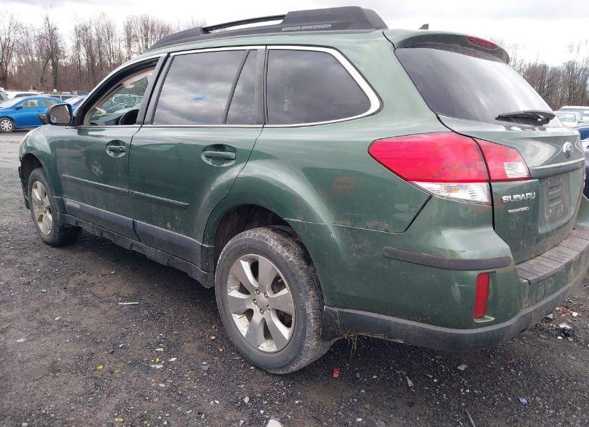 Photo 3 of 2011 Subaru Outback 3.6R LIMITED (VIN 4S4BRDJC0B2327743)