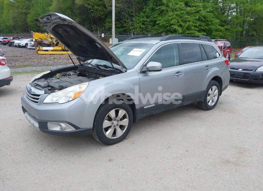 Photo 13 of 2010 Subaru Outback 3.6R LIMITED (VIN 4S4BRDJC1A2323764)