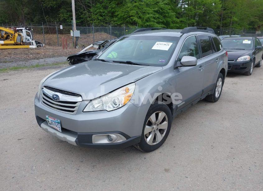 Photo 2 of 2010 Subaru Outback 3.6R LIMITED (VIN 4S4BRDJC1A2323764)