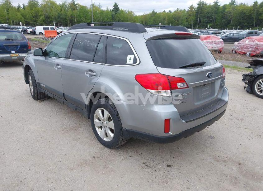 Photo 3 of 2010 Subaru Outback 3.6R LIMITED (VIN 4S4BRDJC1A2323764)