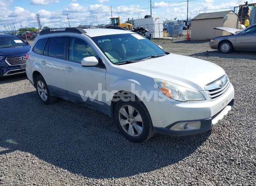 2010 Subaru Outback 3.6R LIMITED (VIN 4S4BRDJC2A2367787) main photo