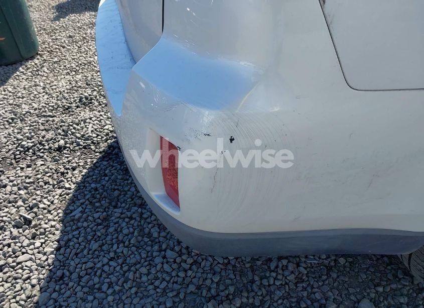 Photo 6 of 2010 Subaru Outback 3.6R LIMITED (VIN 4S4BRDJC2A2367787)