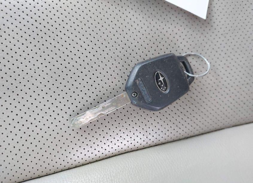 Photo 11 of 2011 Subaru Outback 3.6R LIMITED (VIN 4S4BRDJC2B2393291)