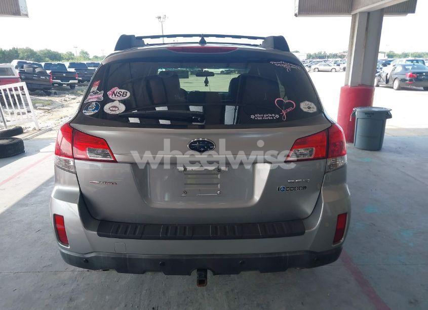 Photo 17 of 2011 Subaru Outback 3.6R LIMITED (VIN 4S4BRDJC5B2346580)