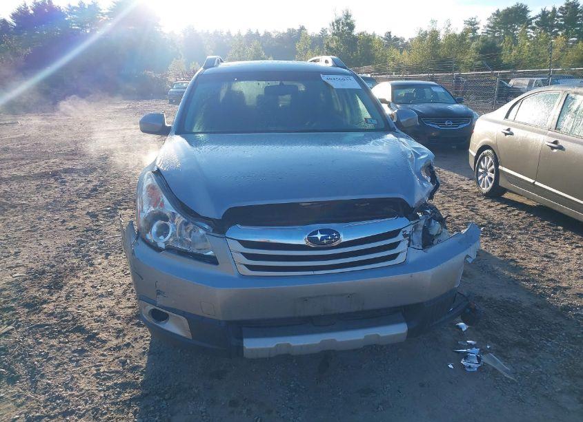 Photo 12 of 2010 Subaru Outback 3.6R LIMITED (VIN 4S4BRDKC0A2311667)