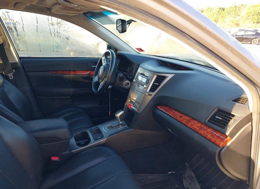 Photo 5 of 2010 Subaru Outback 3.6R LIMITED (VIN 4S4BRDKC0A2311667)