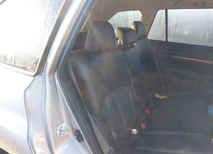 Photo 8 of 2010 Subaru Outback 3.6R LIMITED (VIN 4S4BRDKC0A2311667)