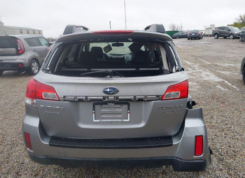 Photo 11 of 2010 Subaru Outback 3.6R LIMITED (VIN 4S4BRDKC0A2314942)